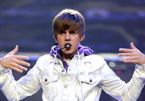 Justin Bieber is back. With nail polish.